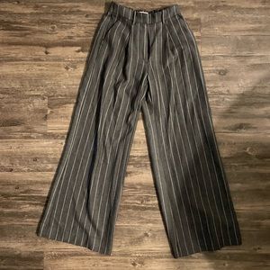 Abercrombie wide leg striped gray pants 24 w sz 00